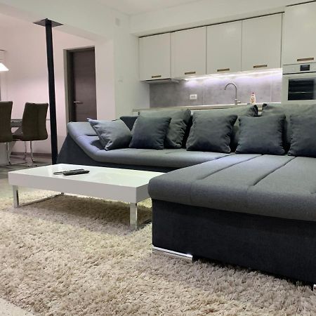 Green Apartment By Alex Rafael زغرب المظهر الخارجي الصورة