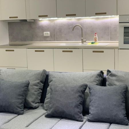 Green Apartment By Alex Rafael زغرب المظهر الخارجي الصورة