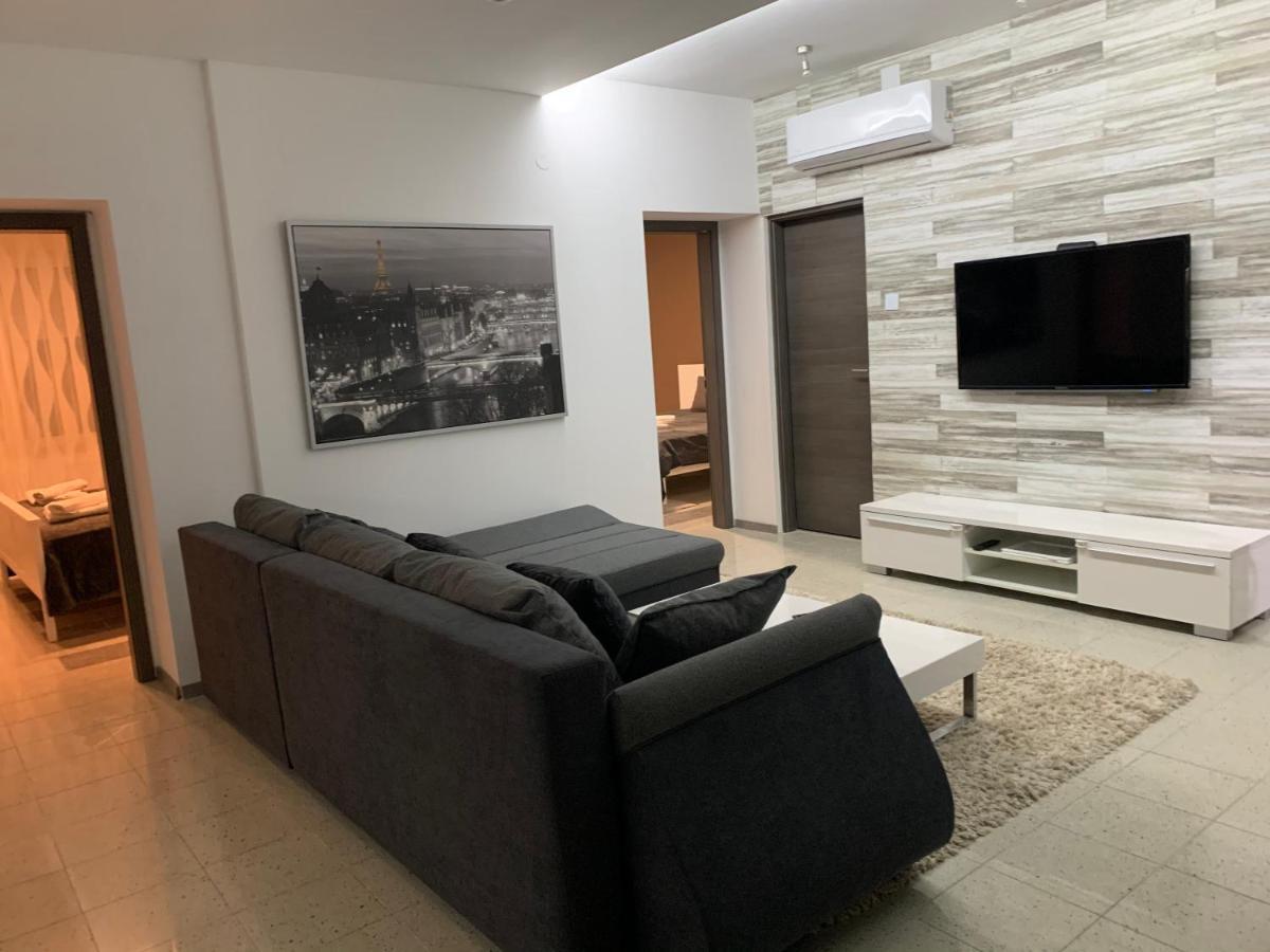 Green Apartment By Alex Rafael زغرب المظهر الخارجي الصورة